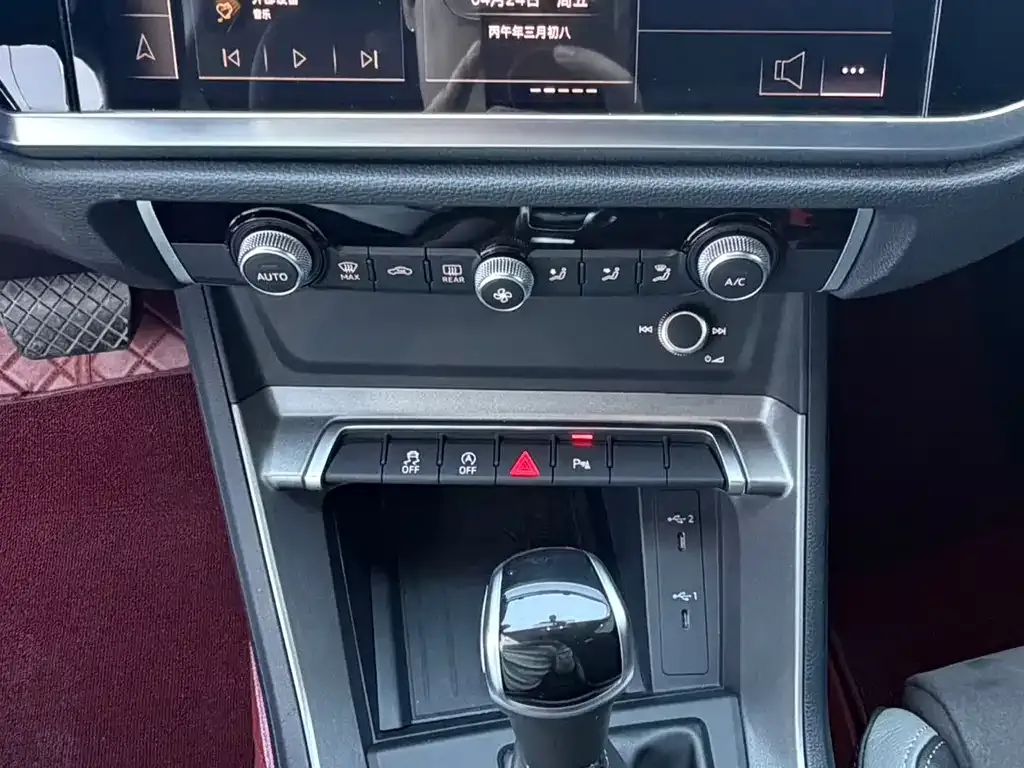 Audi Q3 2023 из CN, фото 8