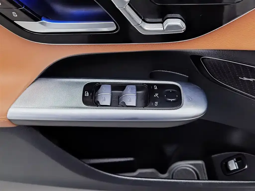 Mercedes-Benz GLC 2023 из CN, фото 8
