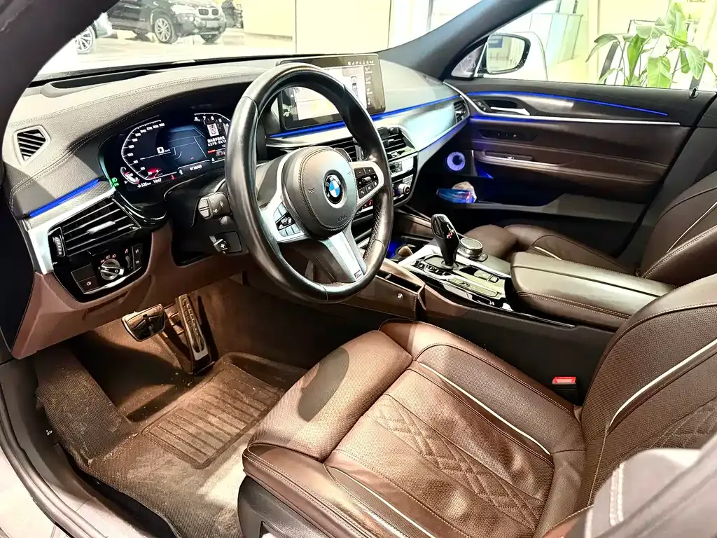 BMW 6 Series GT 2022 из CN, фото 9
