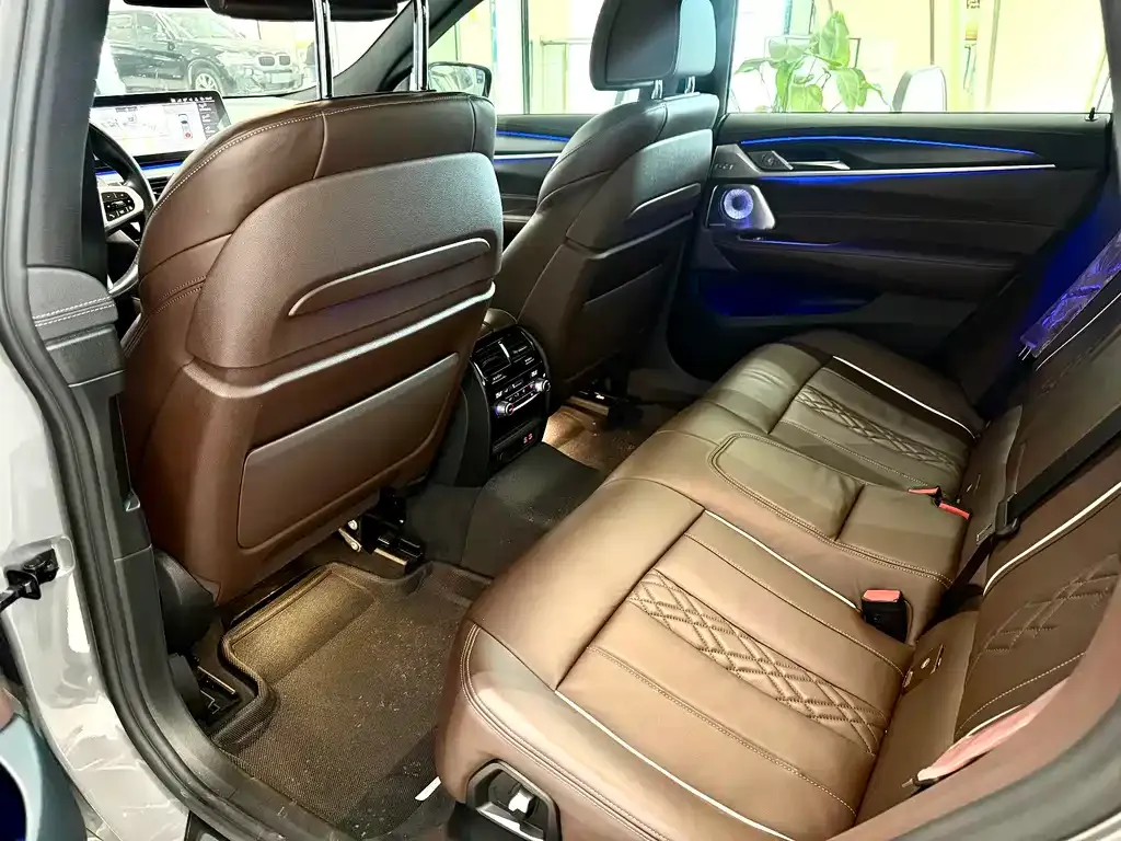 BMW 6 Series GT 2022 из CN, фото 5