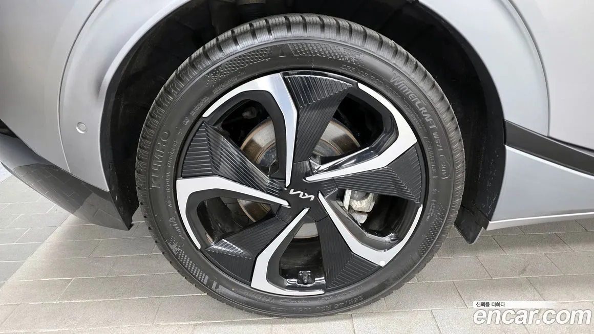 Kia EV6 — фото 6