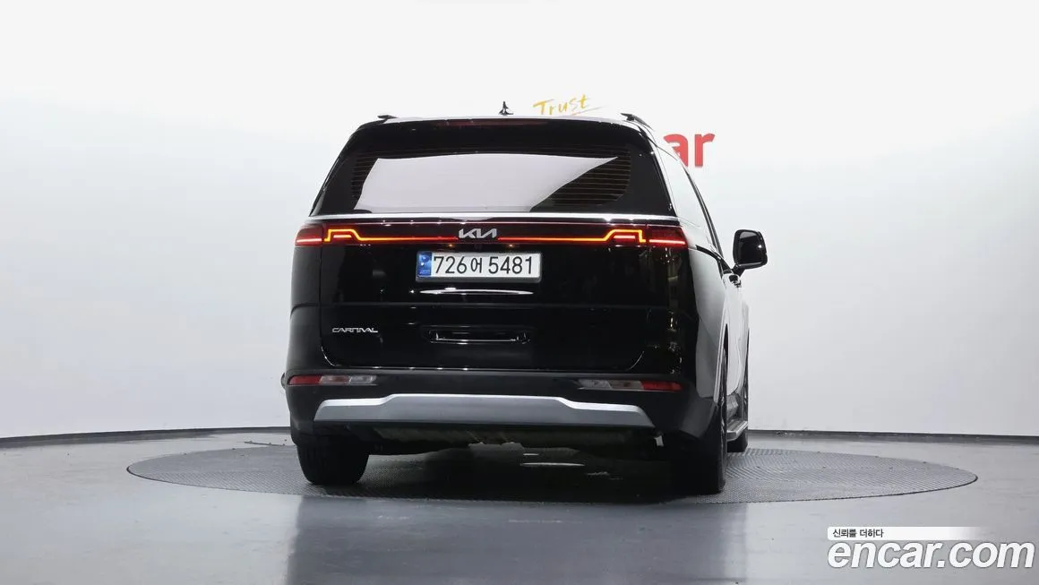 Kia Carnival 2023 из KR, фото 2