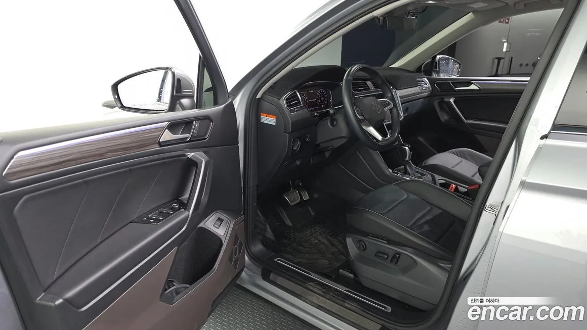 Volkswagen Tiguan 2023 из KR, фото 7