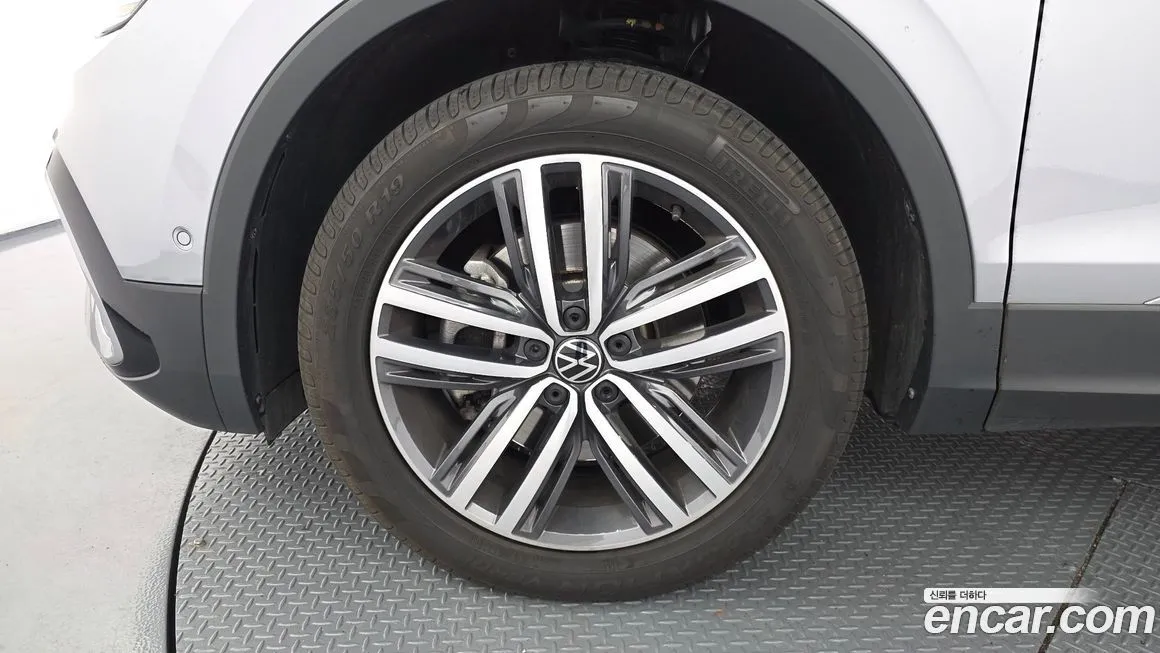 Volkswagen Tiguan 2023 из KR, фото 4