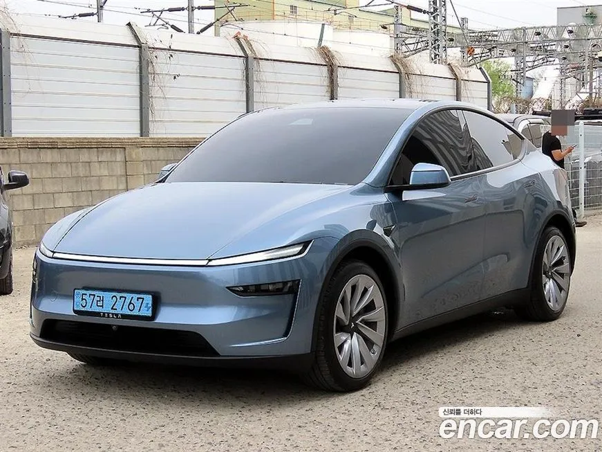 Tesla Model Y — фото 2