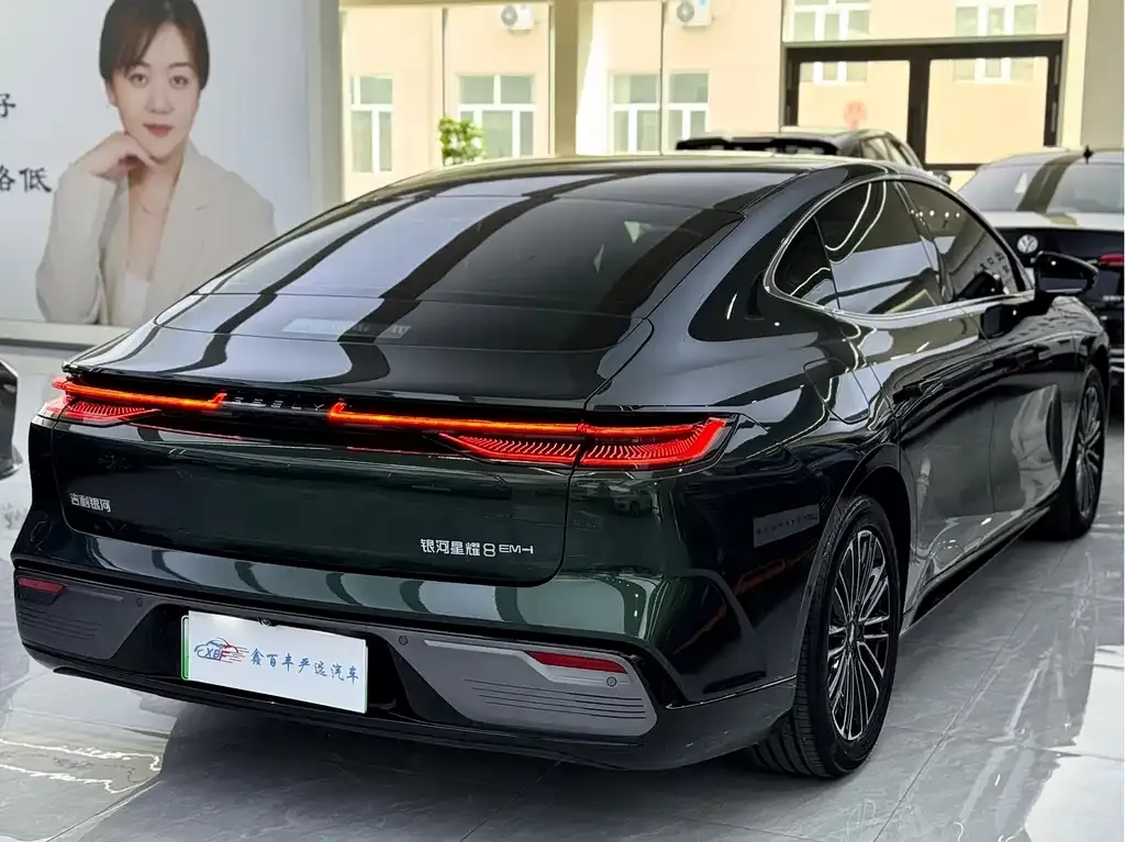 Geely Galaxy Xingyao 8 2025 из CN, фото 8