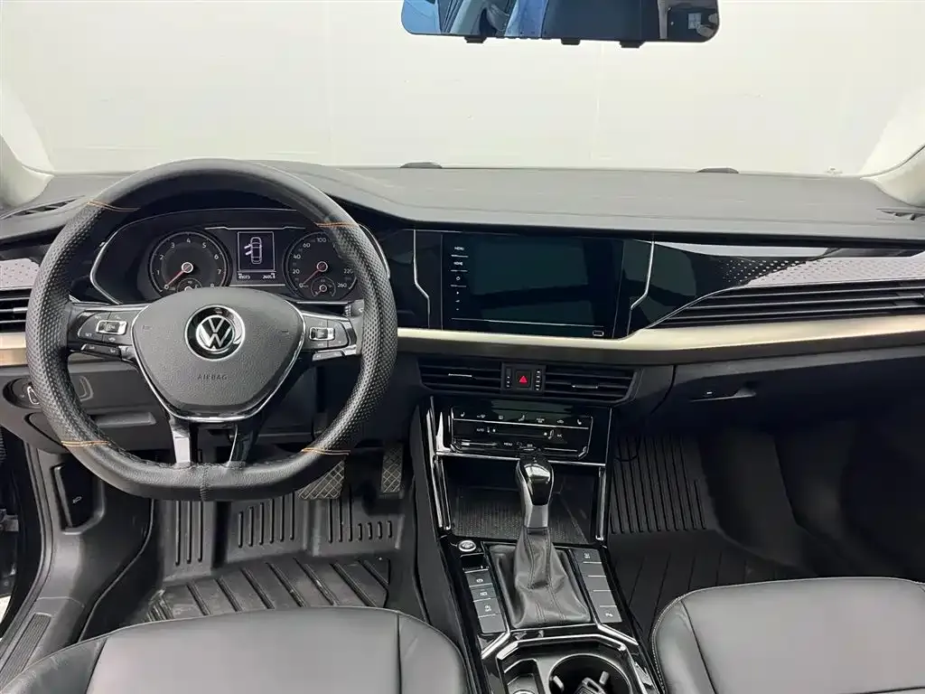 Volkswagen Passat — фото 4
