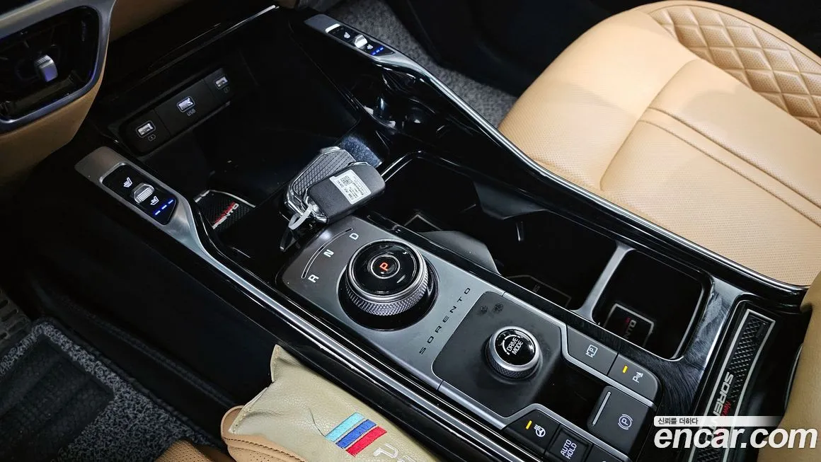 Kia Sorento — фото 5