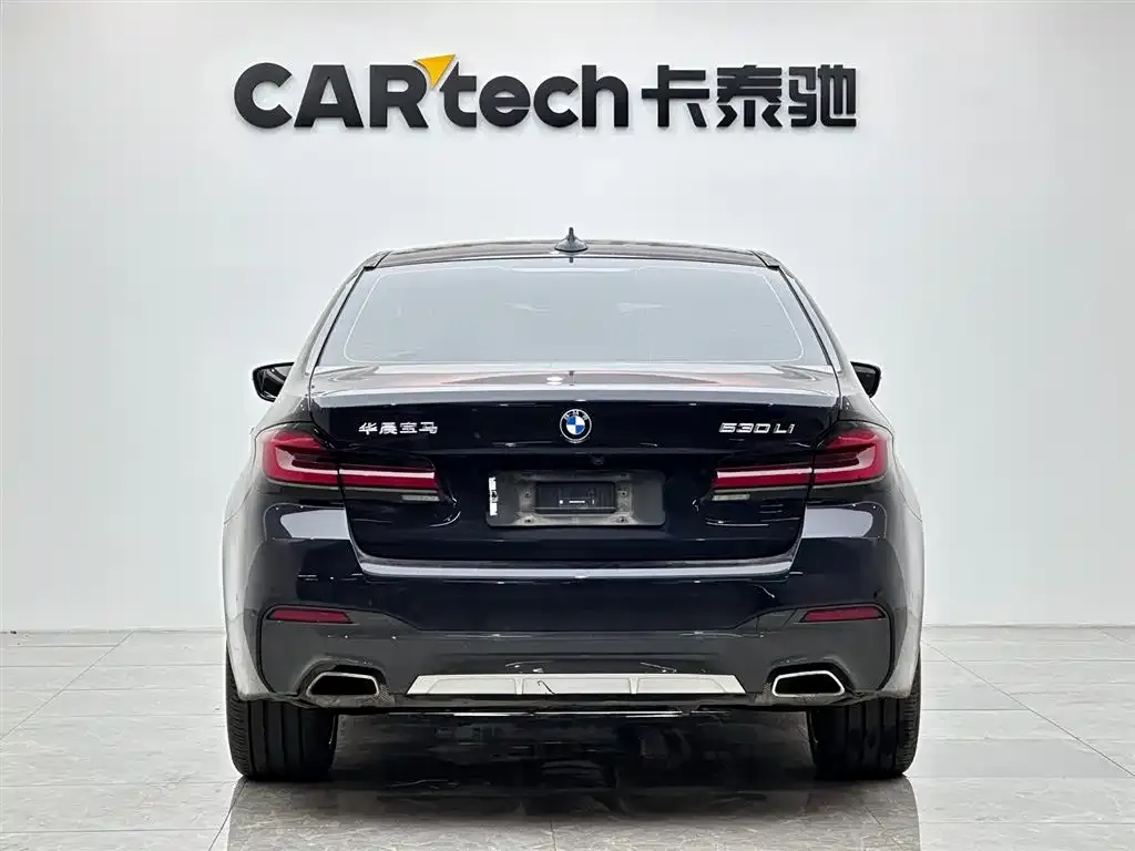 BMW 5 Series — фото 4