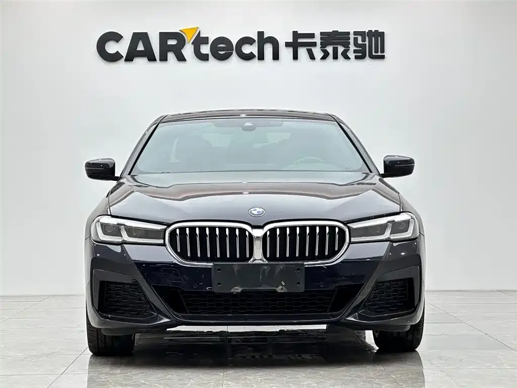 BMW 5 Series — фото 3