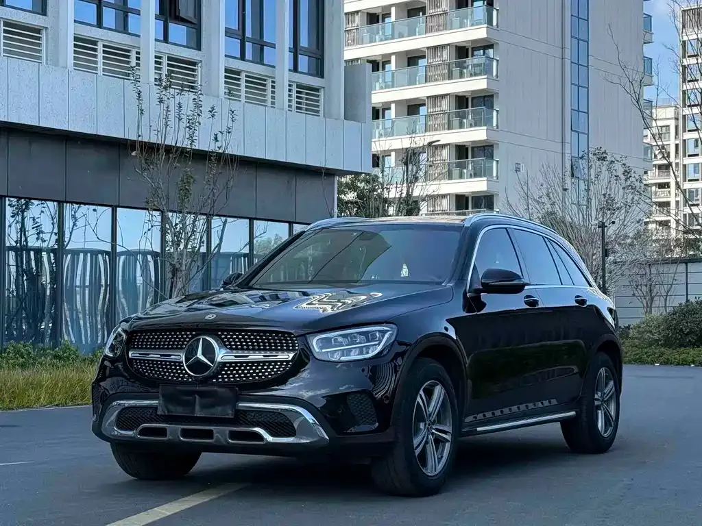 Mercedes-Benz GLC — фото 1