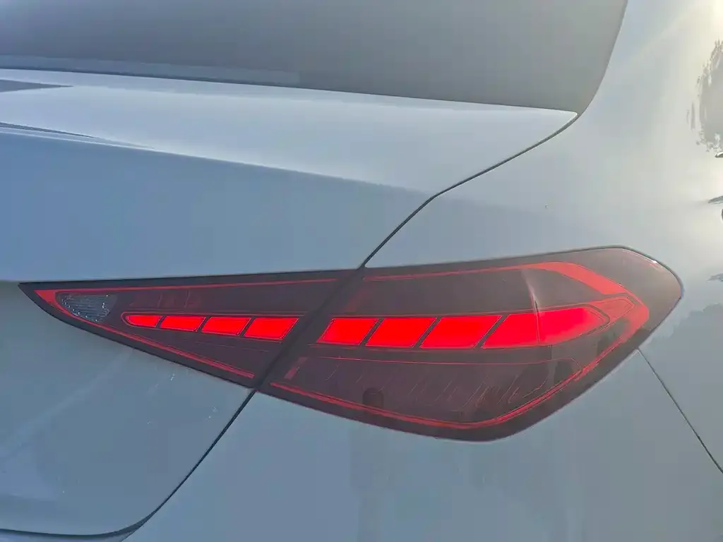Mercedes-Benz C-Class 2023 из CN, фото 2