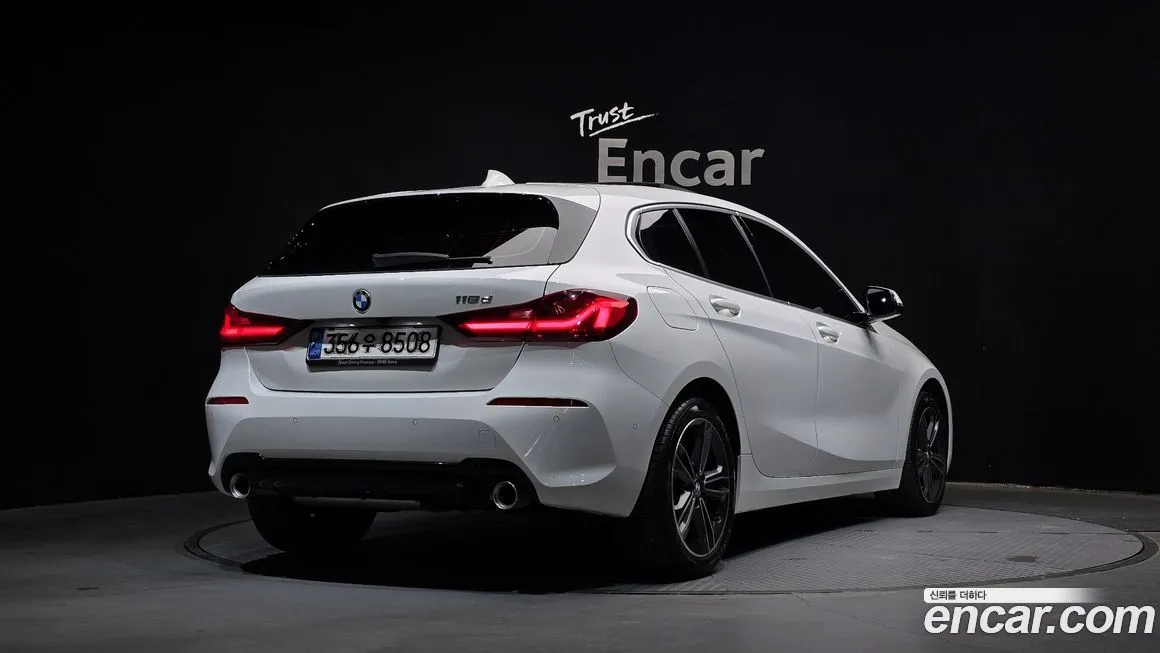 BMW 1-Series 2021 из KR, фото 2