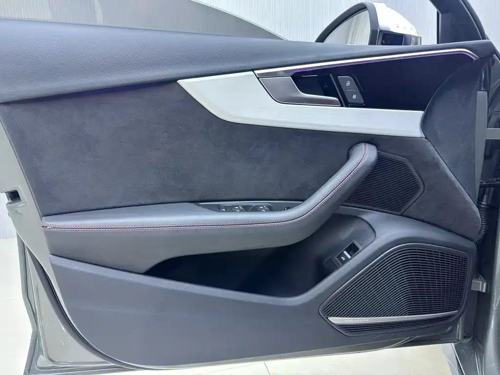 Audi S4 2024 из CN, фото 10
