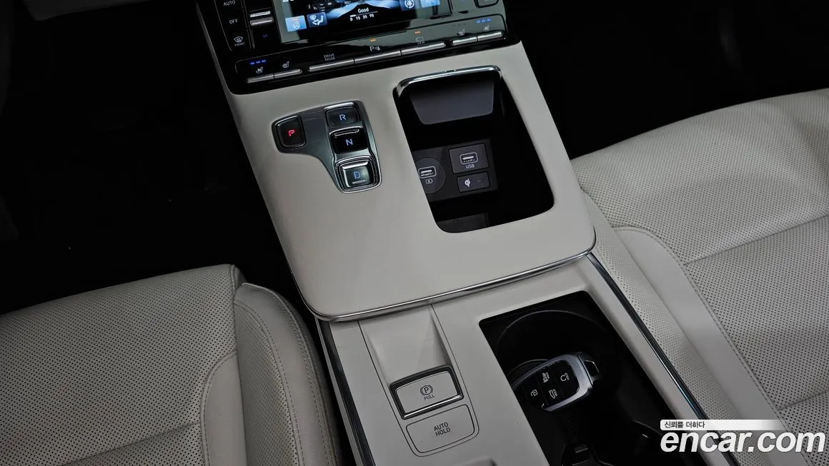 Hyundai Grandeur — фото 10