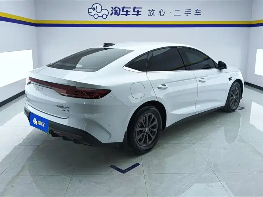 BYD Qin L — фото 3