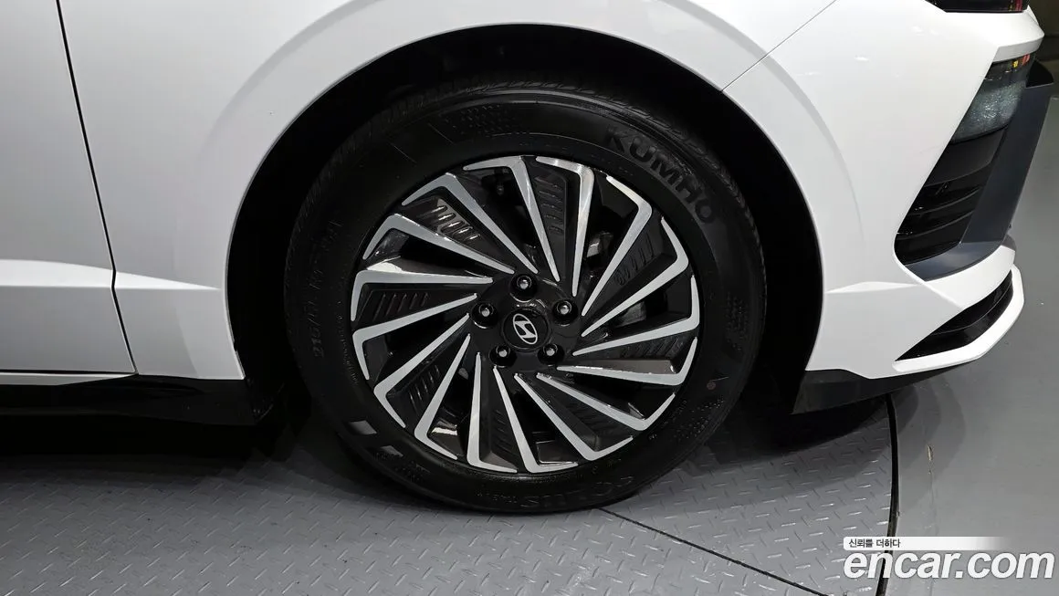 Hyundai Sonata 2024 из KR, фото 3