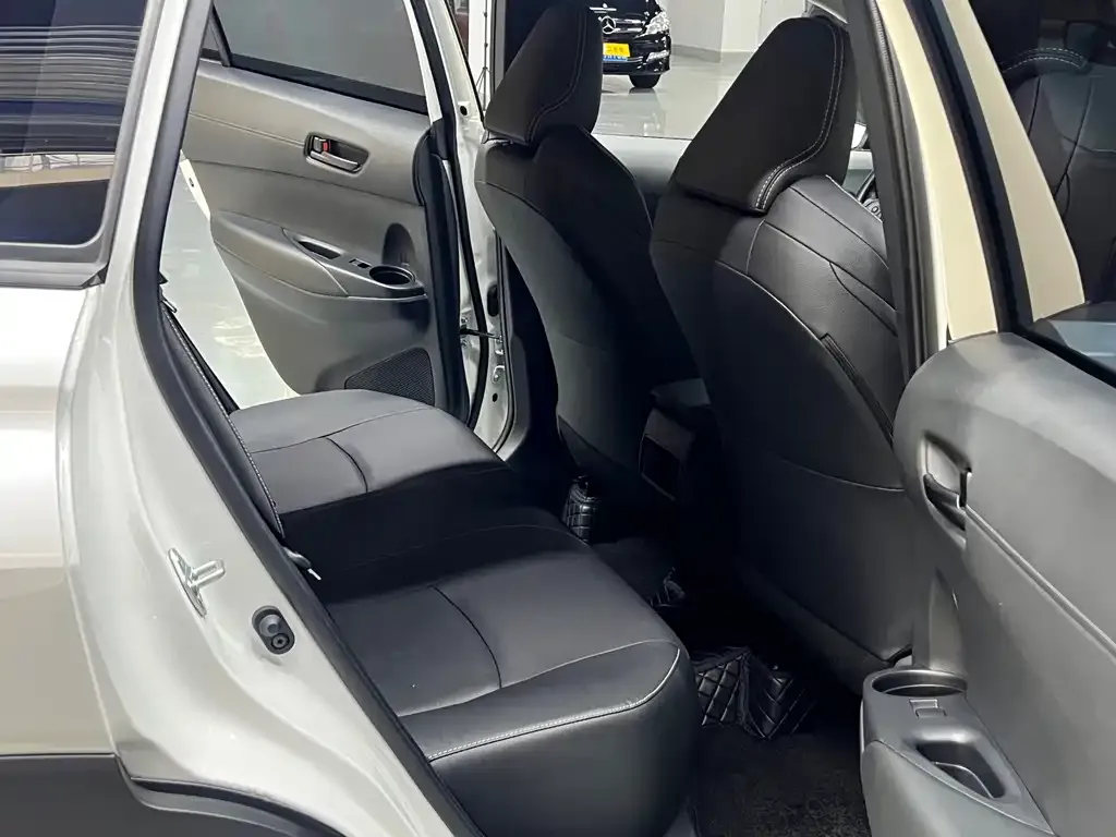 Toyota Frontlander 2025 из CN, фото 5