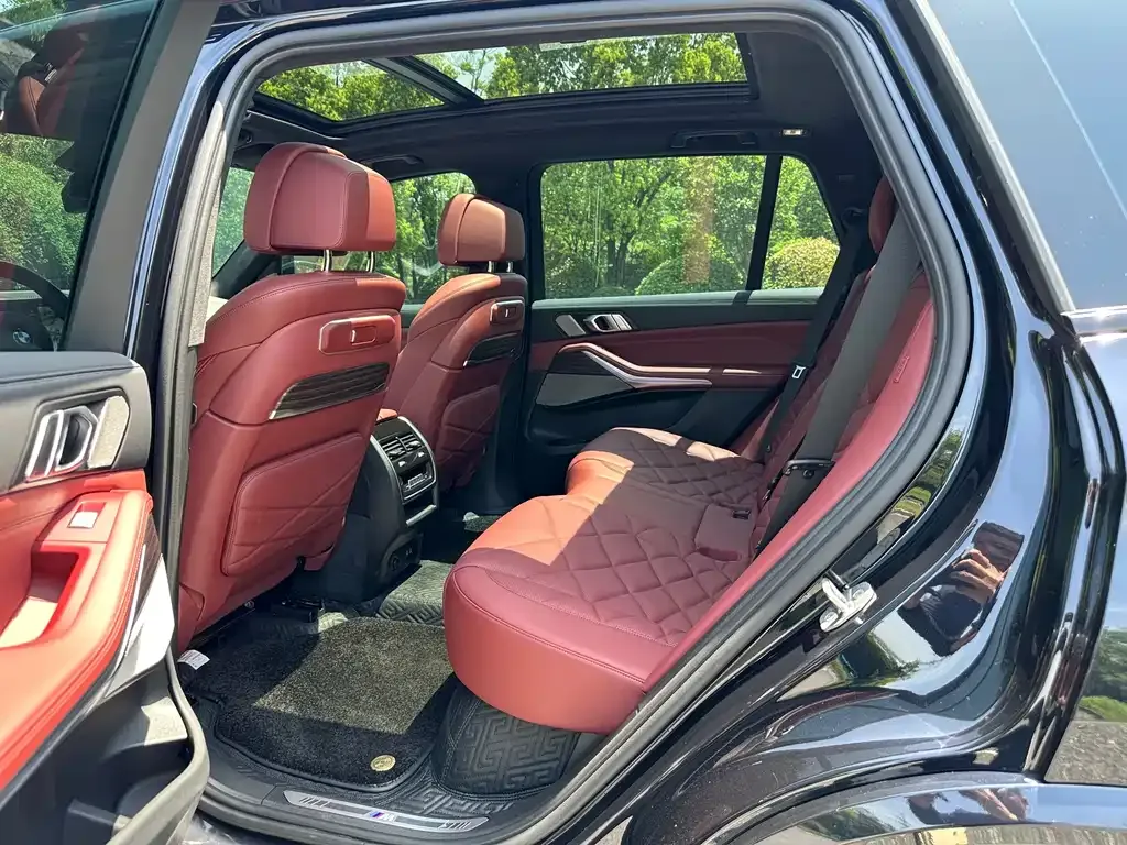BMW X5 2024 из CN, фото 2