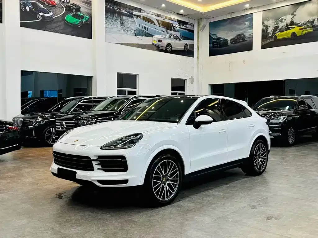 Porsche Cayenne — фото 1