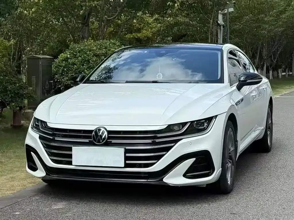 Volkswagen CC — фото 1