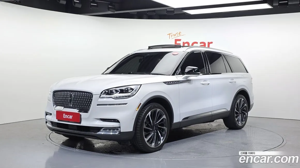 Lincoln Aviator