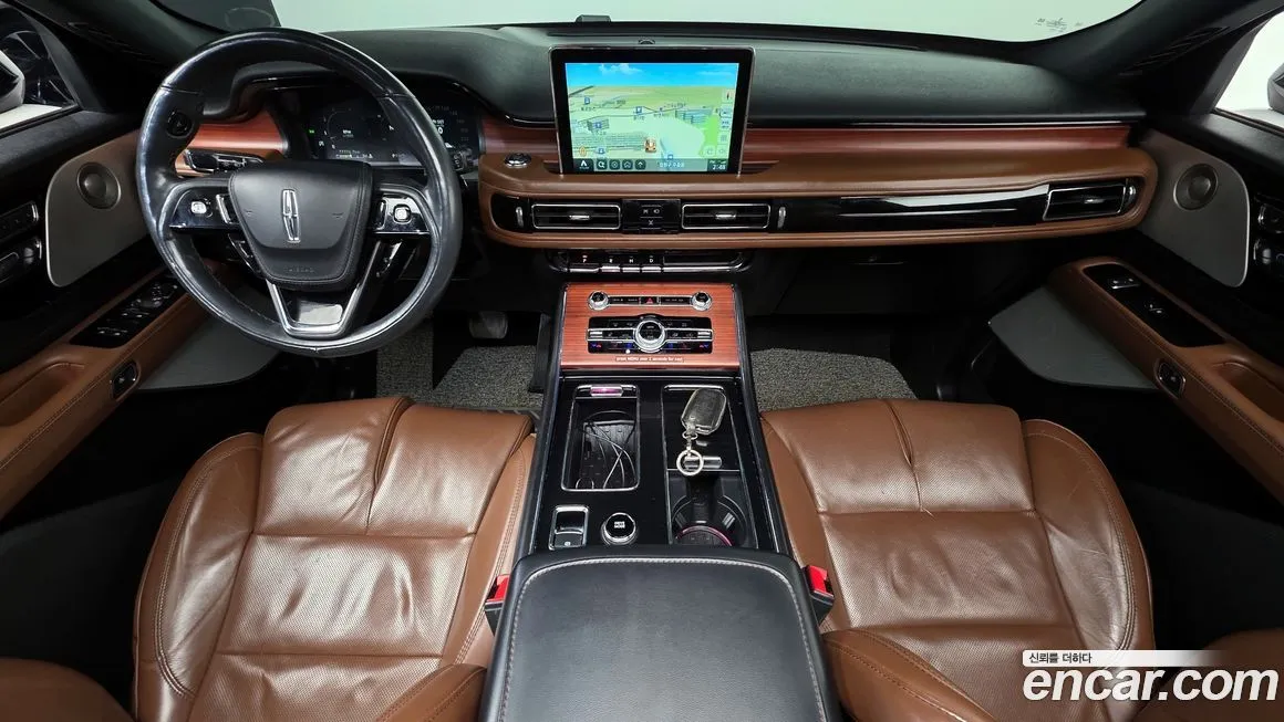 Lincoln Aviator 2021 из KR, фото 8