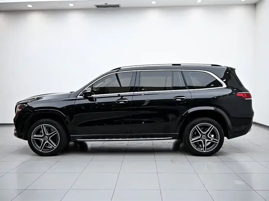 Mercedes-Benz GLS — фото 8