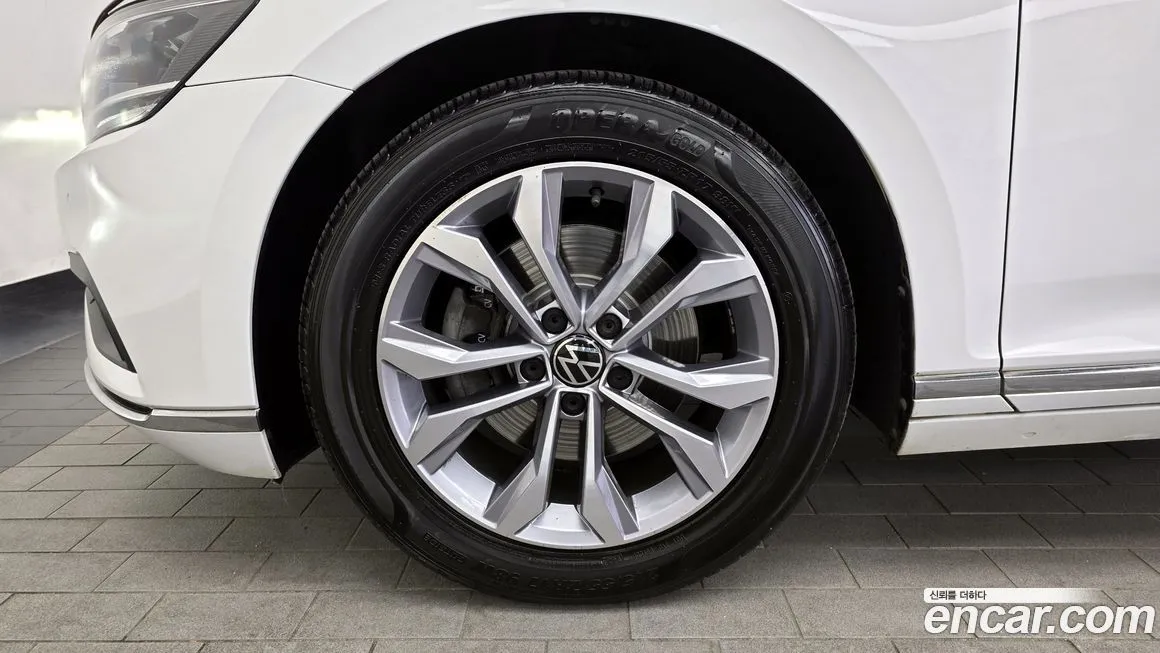 Volkswagen Passat 2022 из KR, фото 10