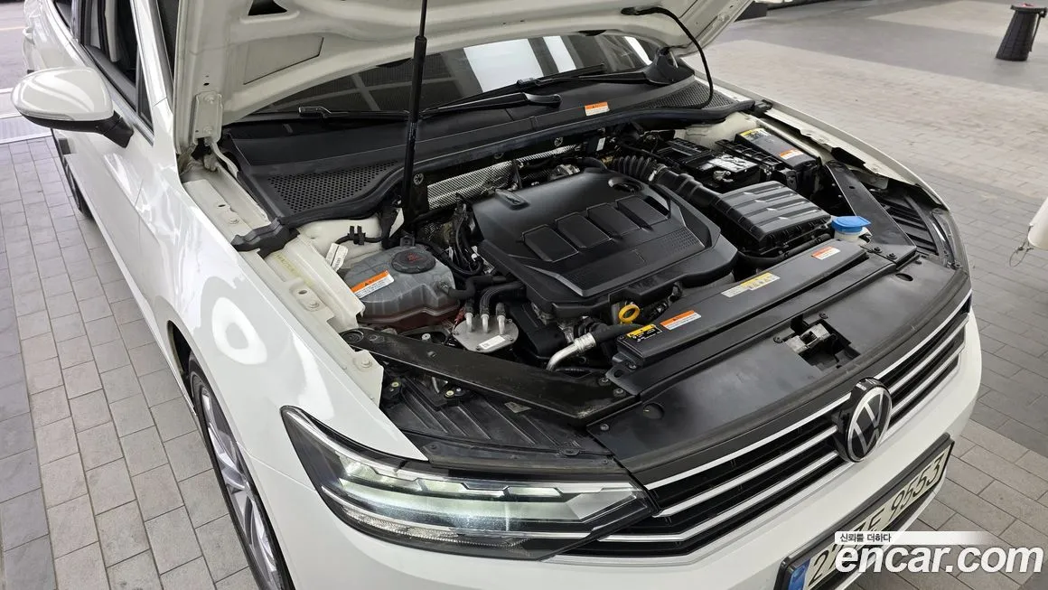 Volkswagen Passat 2022 из KR, фото 8
