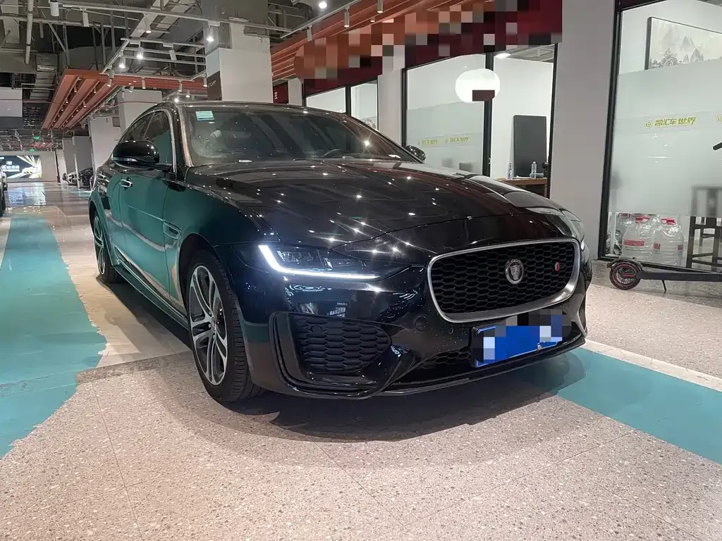 Jaguar XEL — фото 10