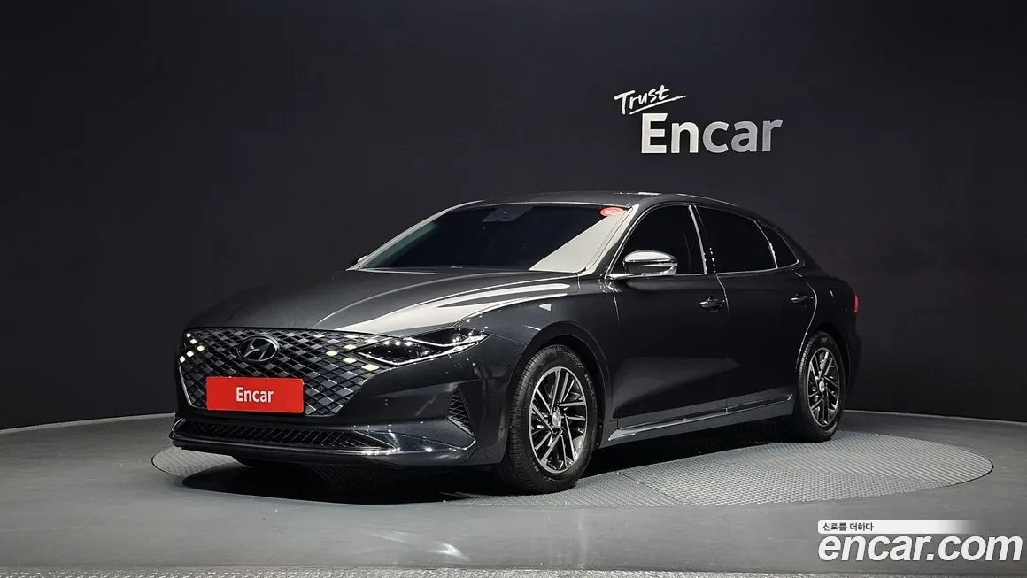 Hyundai Grandeur — фото 1