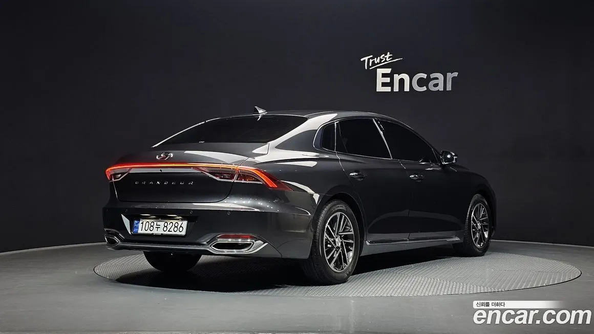 Hyundai Grandeur — фото 10