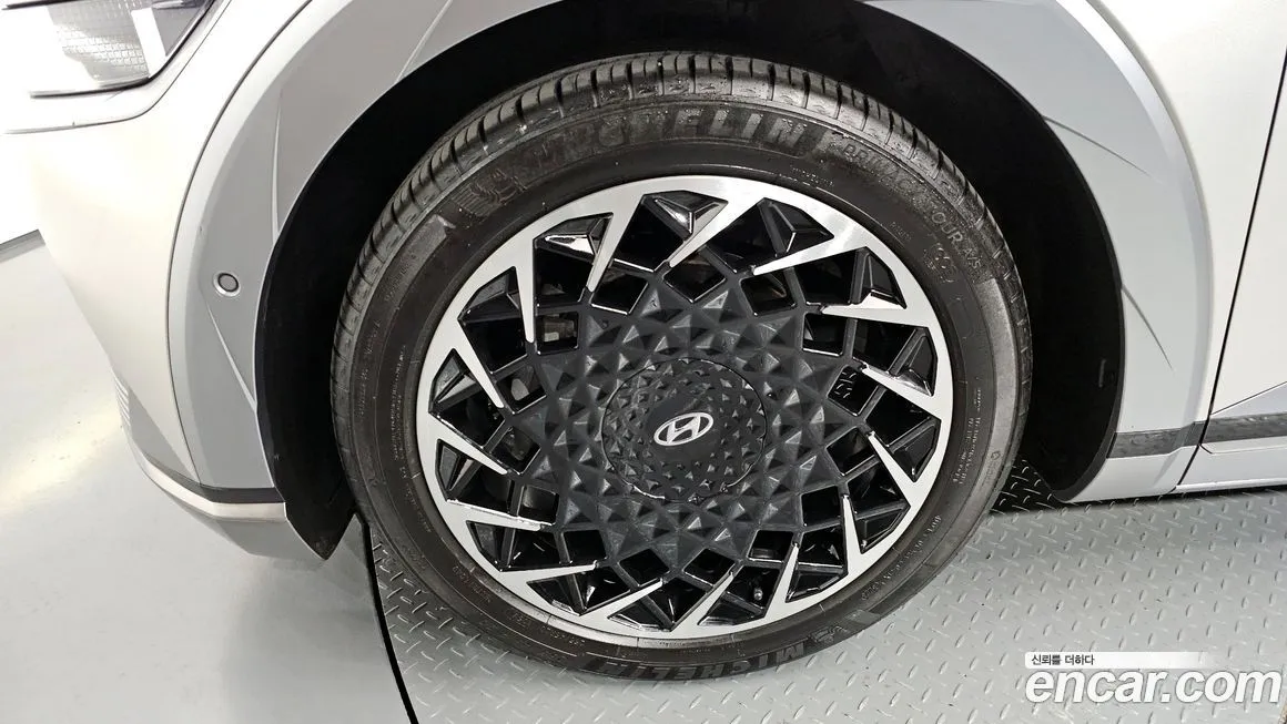 Hyundai Ioniq5 — фото 9
