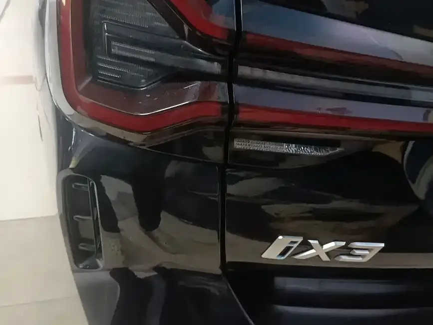 BMW iX3 2023 из CN, фото 2