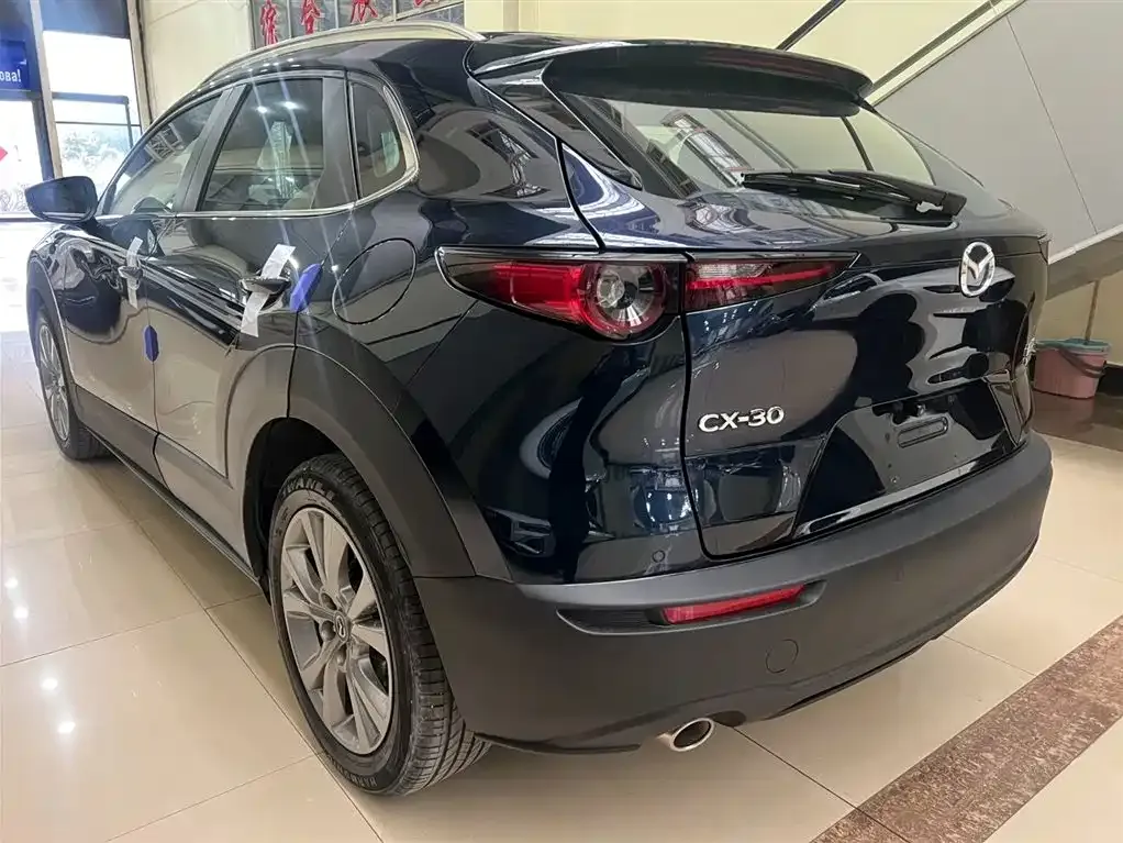 Mazda CX-30 — фото 8