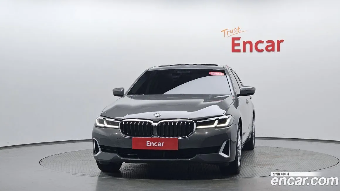 BMW 5-Series 2021 из KR, фото 3