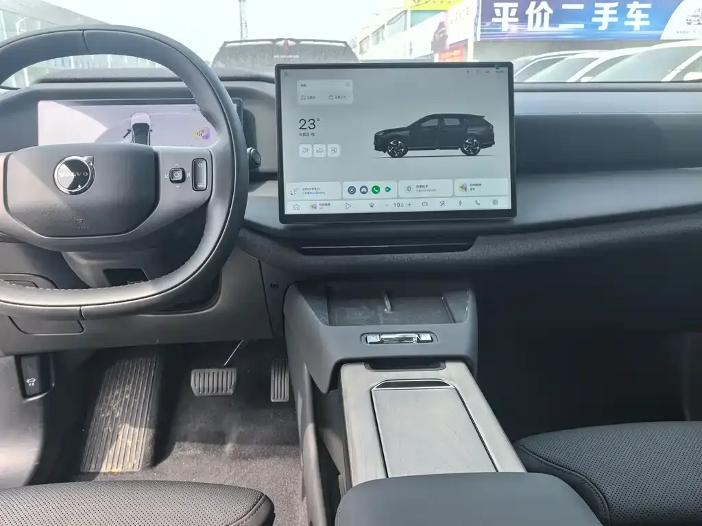 Volvo XC70 Plug-in Hybrid — фото 5