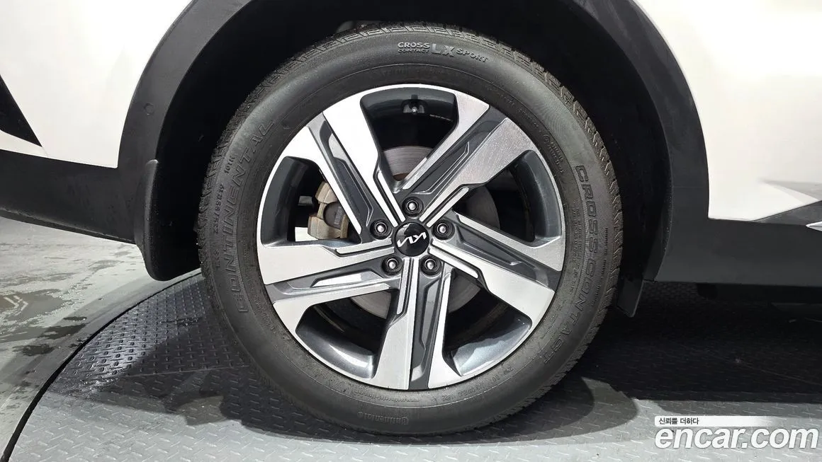 Kia Sorento — фото 7