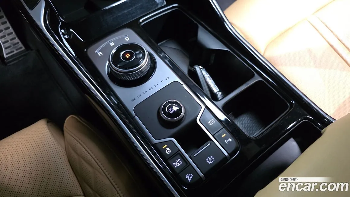 Kia Sorento — фото 5