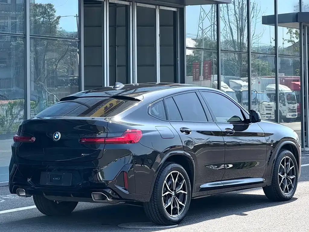 BMW X4 — фото 3