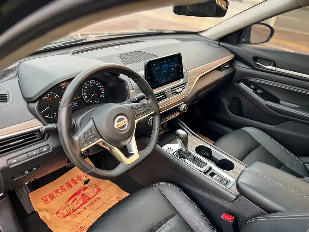 Nissan Teana — фото 5