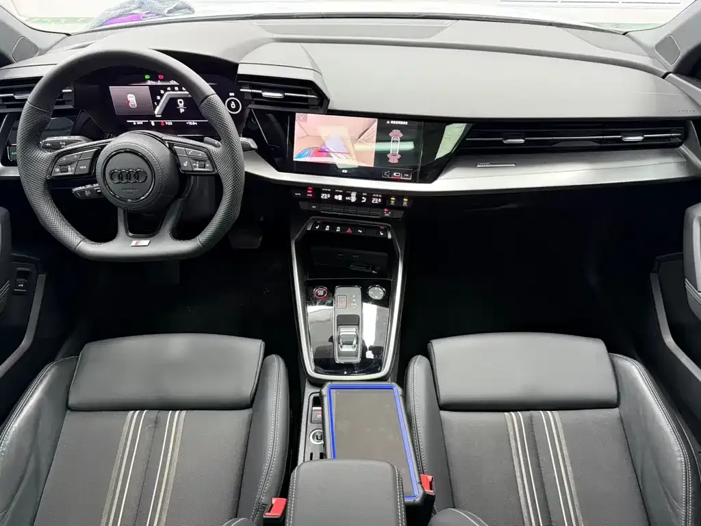 Audi A3 2023 из CN, фото 9