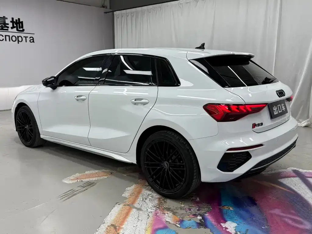 Audi A3 2023 из CN, фото 6