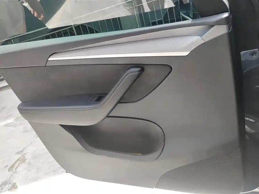 Tesla Model Y 2024 из CN, фото 4