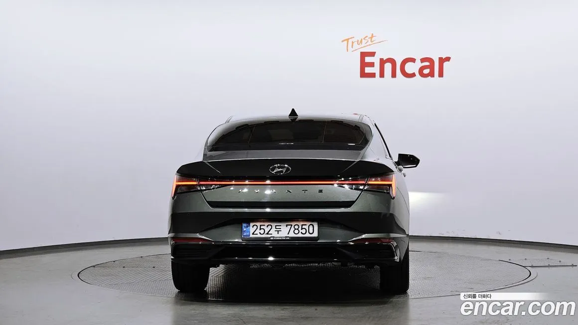 Hyundai AVANTE — фото 2
