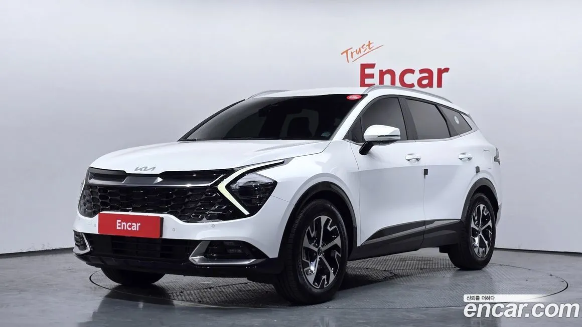 Kia Sportage — фото 1