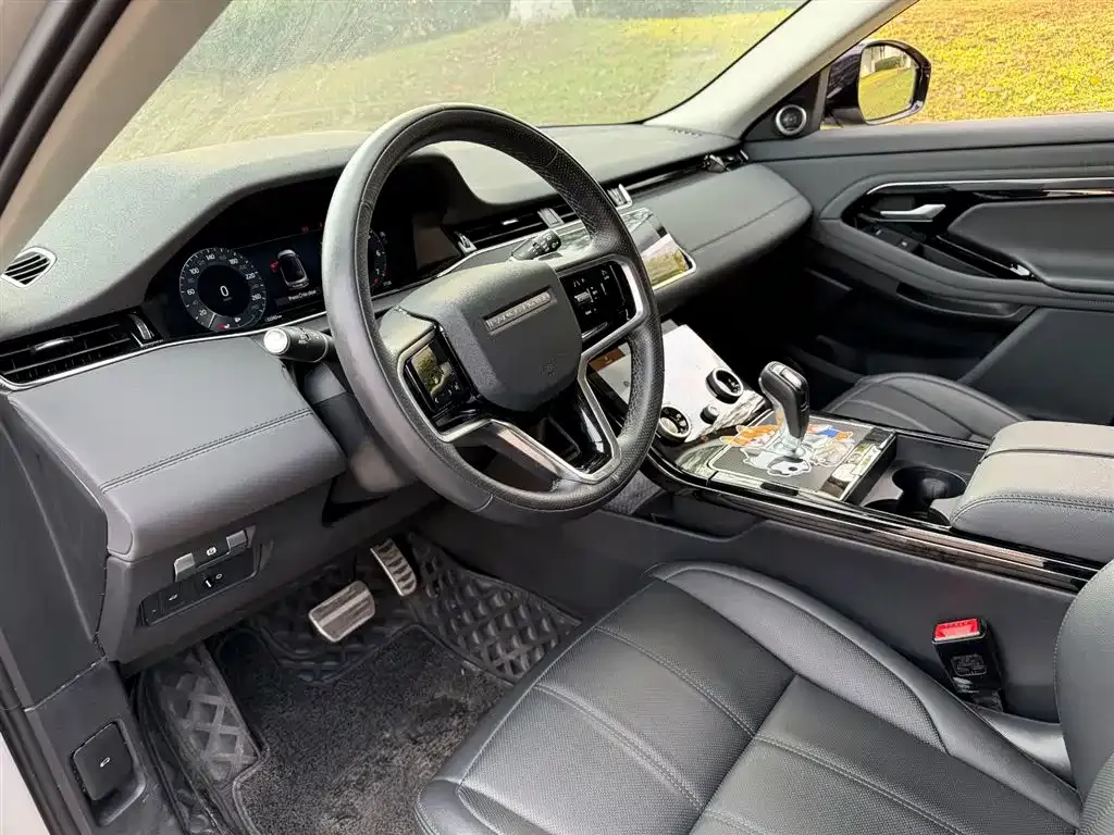 Land Rover Evoque — фото 9