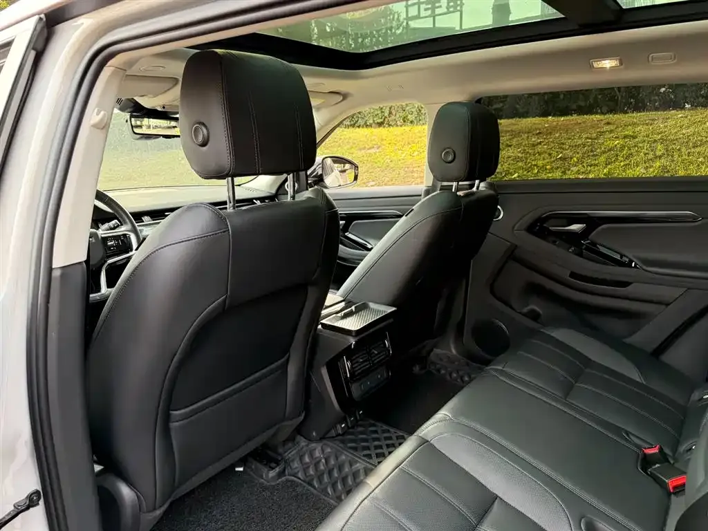 Land Rover Evoque — фото 5