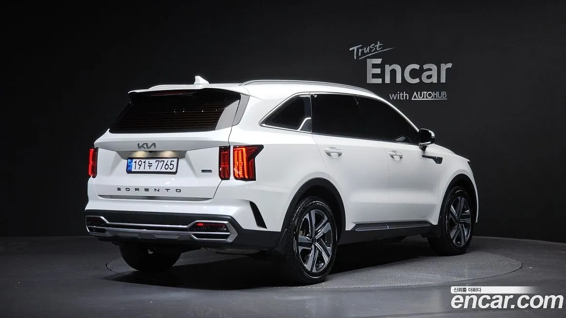 Kia Sorento — фото 3
